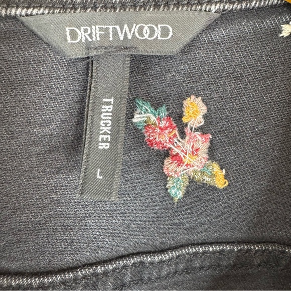 DRIFTWOOD Embroidered Spring Trucker Jacket Black Floral Denim Size Large - Picture 7 of 15